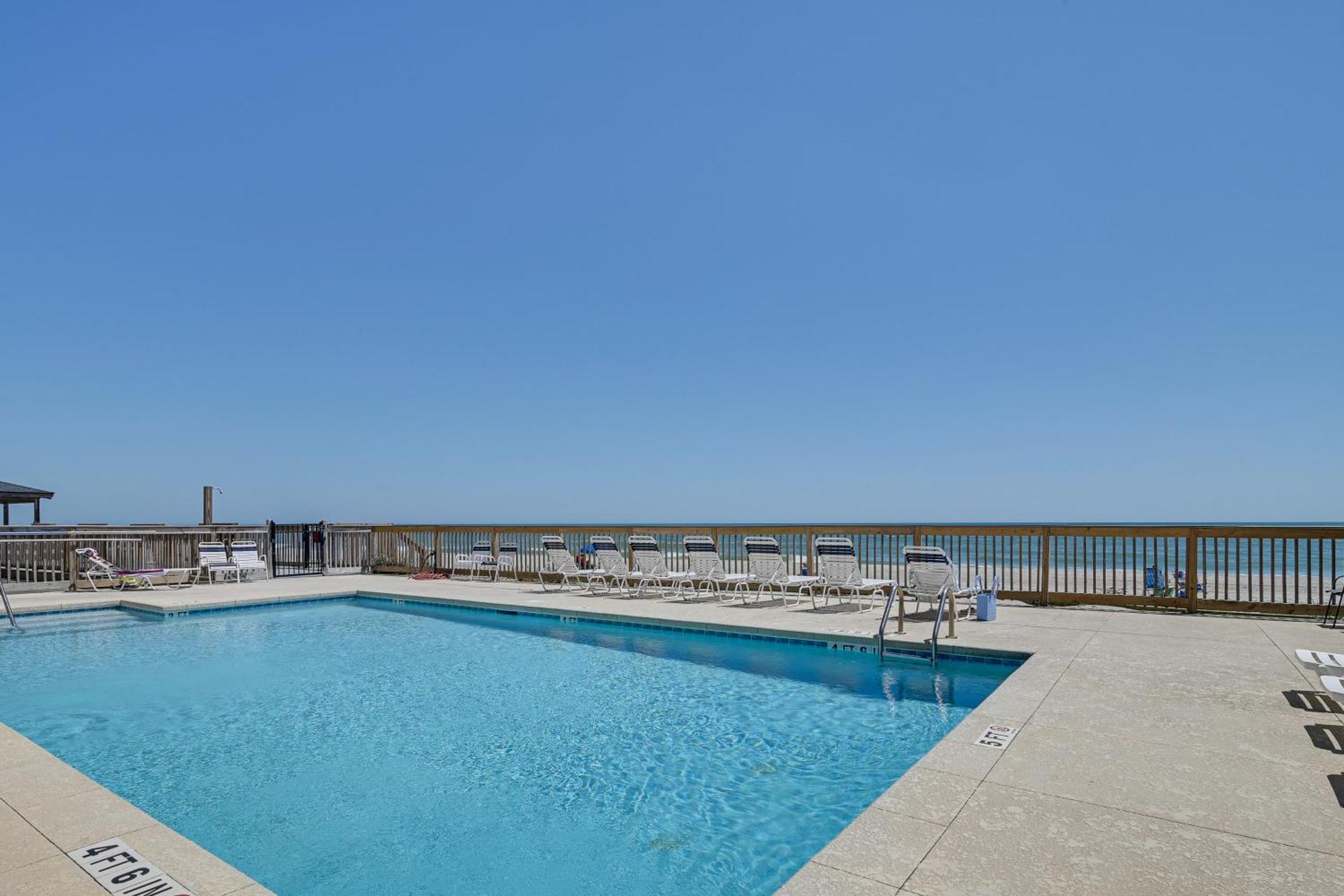 Coastal Condo On Beach With Community Pool Access! Myrtle Beach Exteriör bild